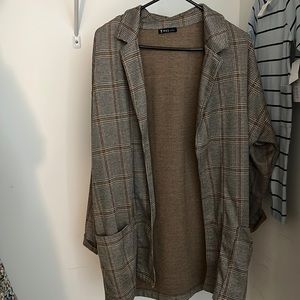 Oversized plaid blazer